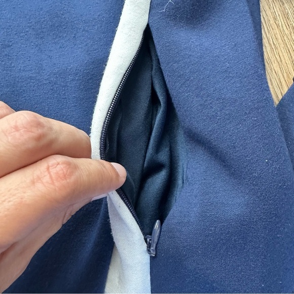 SPANX AirEssentials Striped Track Jacket Navy Blue Small Cropped Zip Pockets - Picture 4 of 7